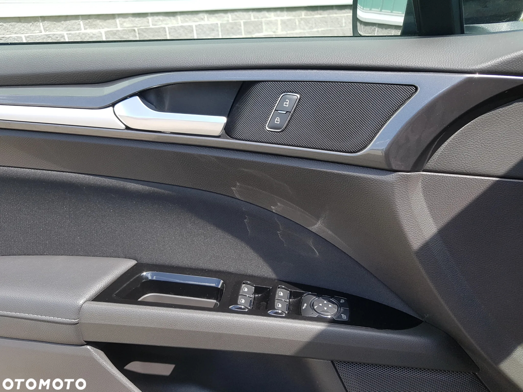 Ford Mondeo - 10