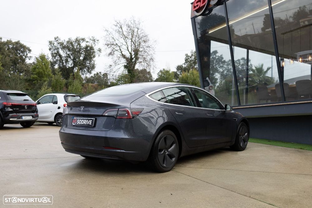 Tesla Model 3 Standard Range Plus RWD - 5