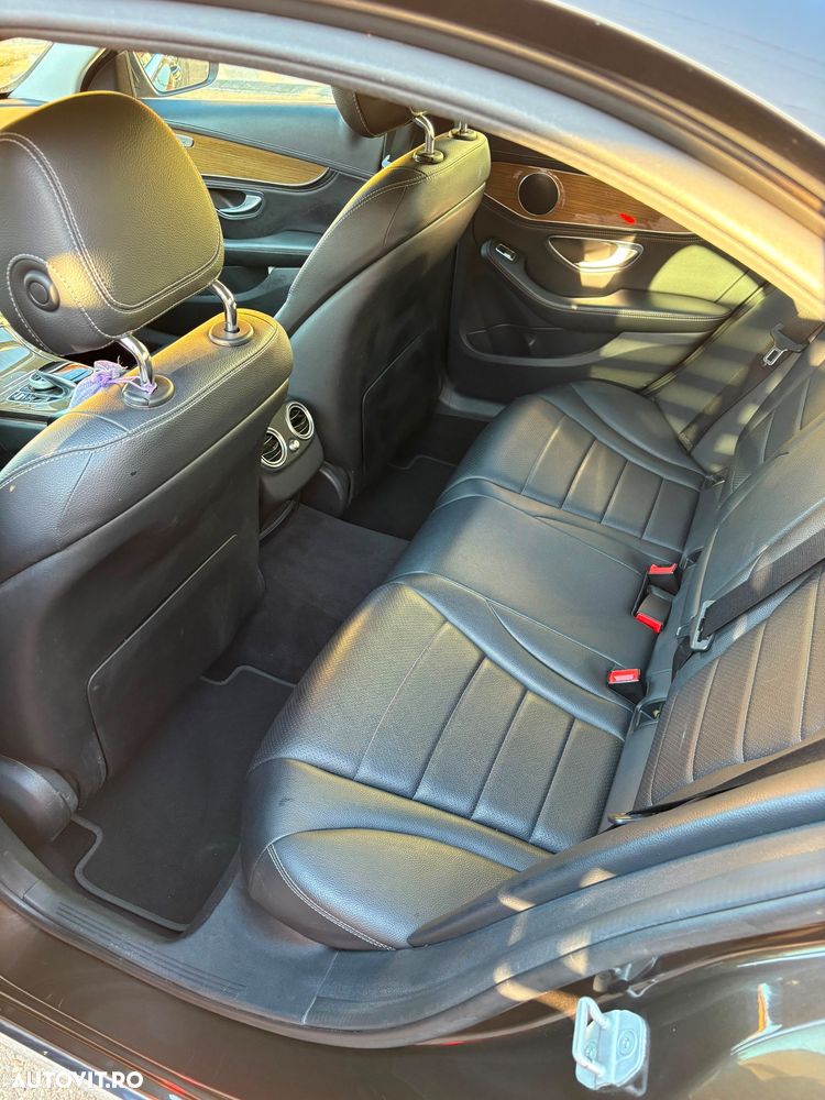Mercedes-Benz C - 7