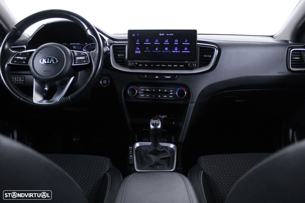 Kia XCeed - 17