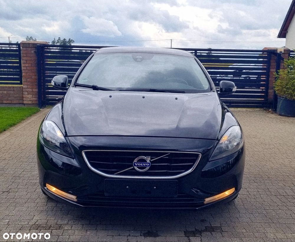 Volvo V40 D3 Geartronic Momentum - 2