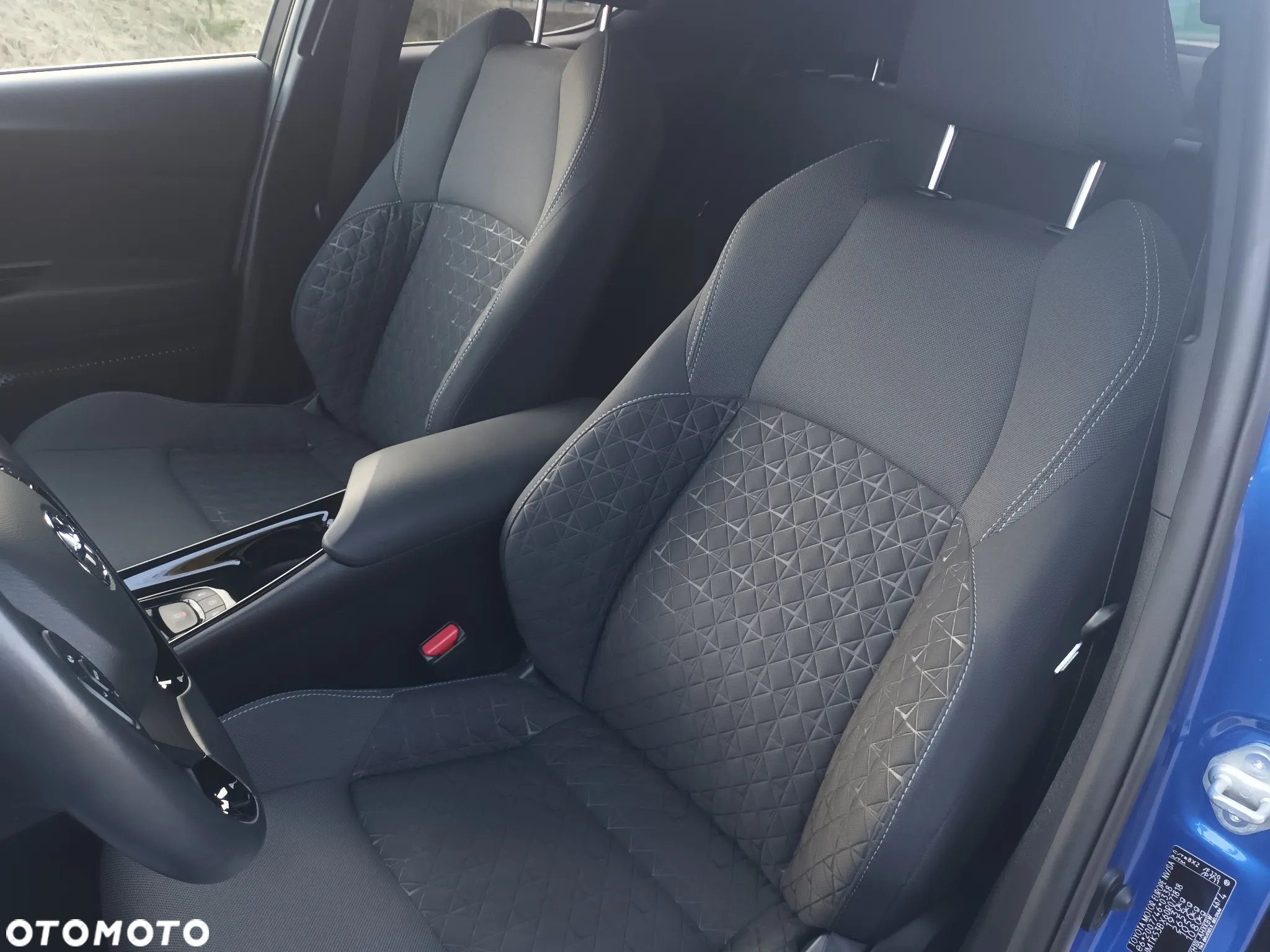 Toyota C-HR 2.0 Hybrid Style - 25