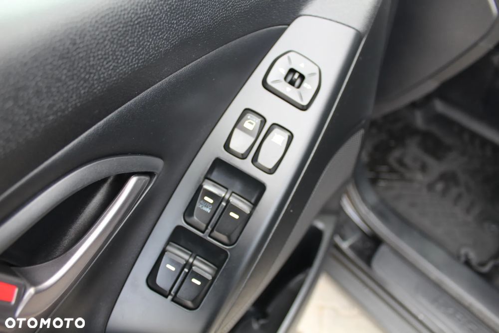 Hyundai ix35 1.6 2WD blue Comfort - 13