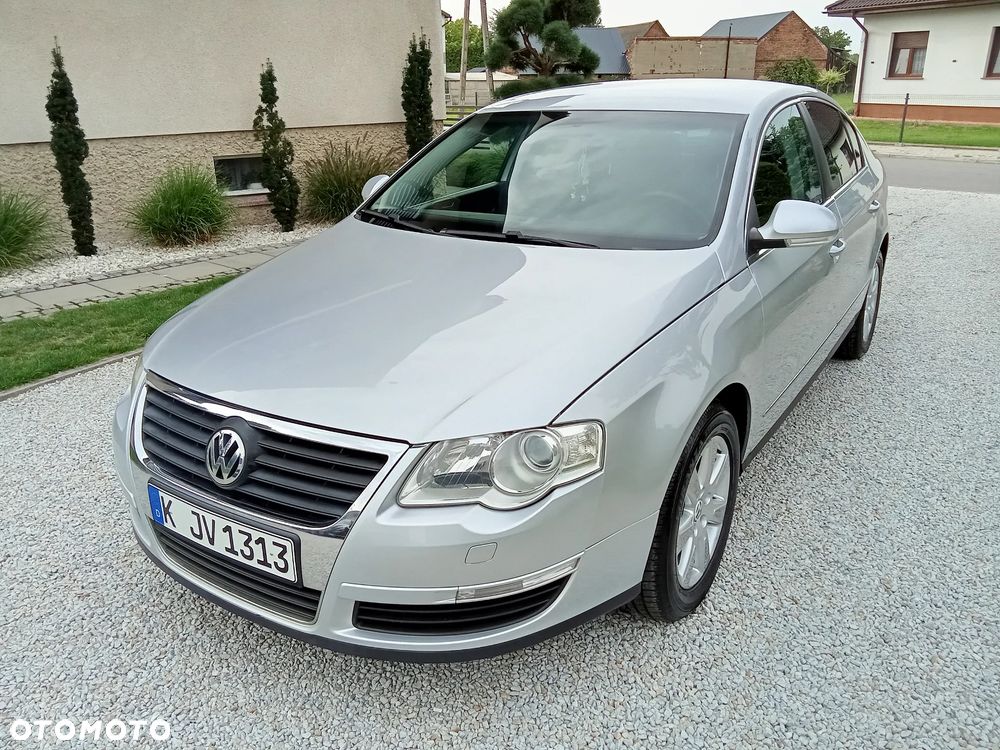 Volkswagen Passat - 5