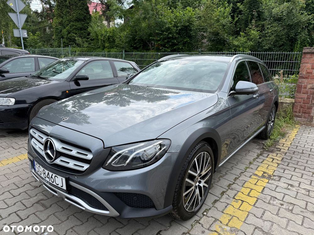 Mercedes-Benz Klasa E 220 d 4-Matic All-Terrain - 33
