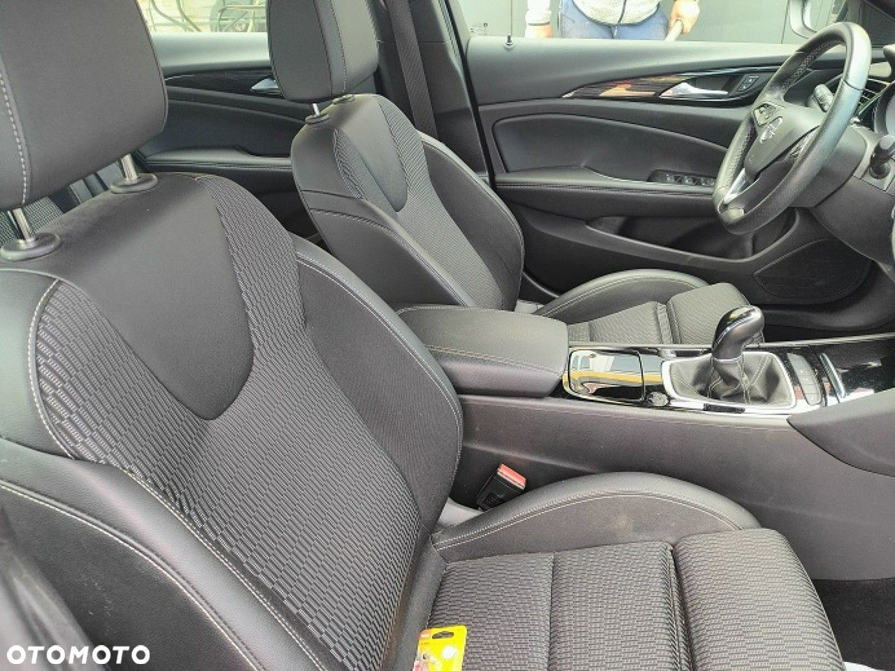 Opel Insignia - 15