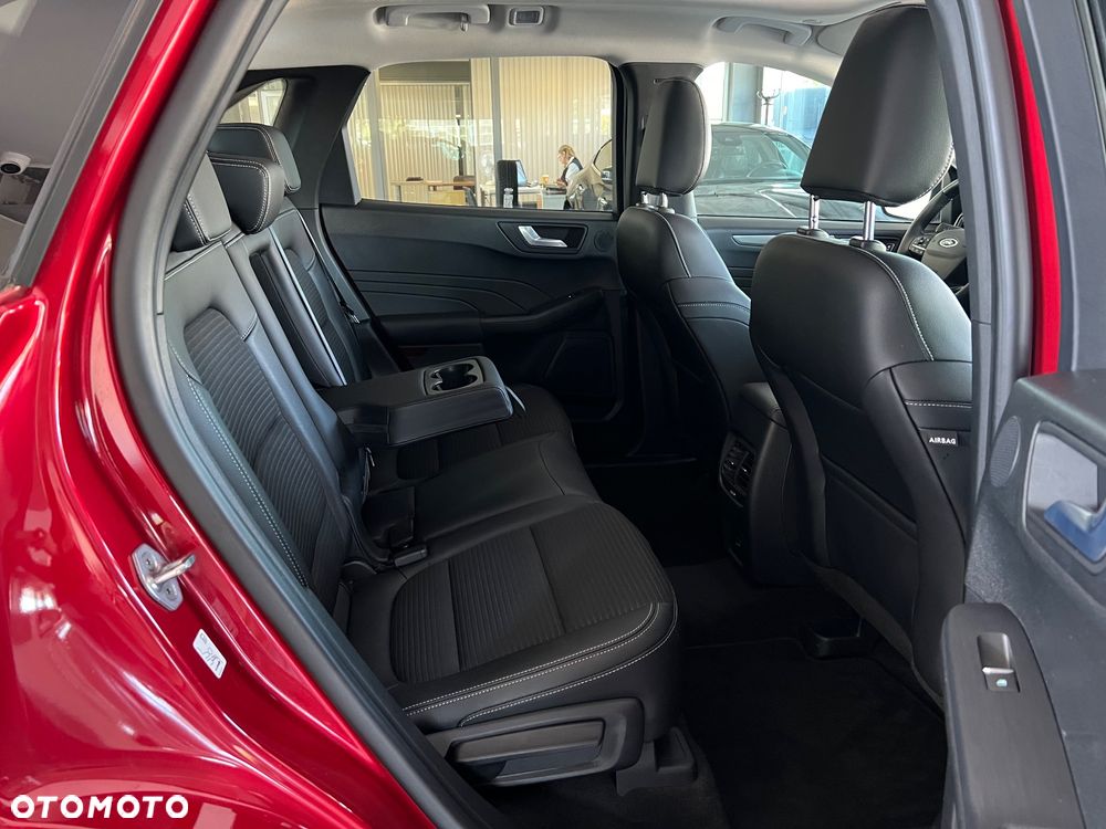Ford Kuga 2.5P PHEV FWD Titanium X - 38