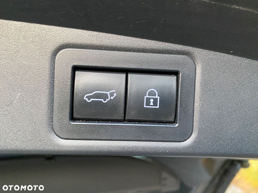 Toyota Corolla 2.0 Hybrid Executive - 15