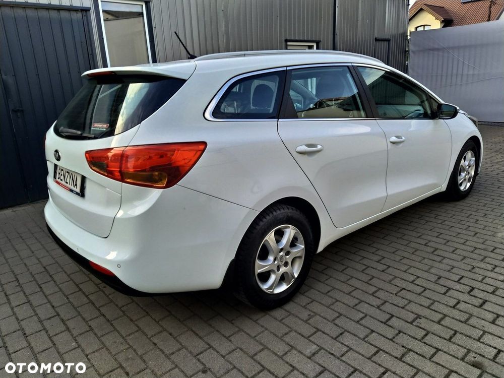Kia Ceed 1.6 GDI DCT Platinum Edition - 7