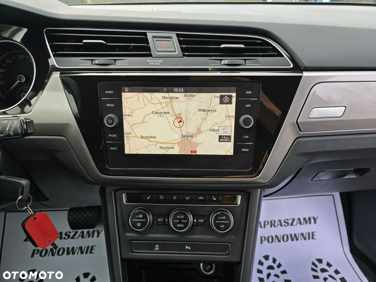Volkswagen Touran - 28