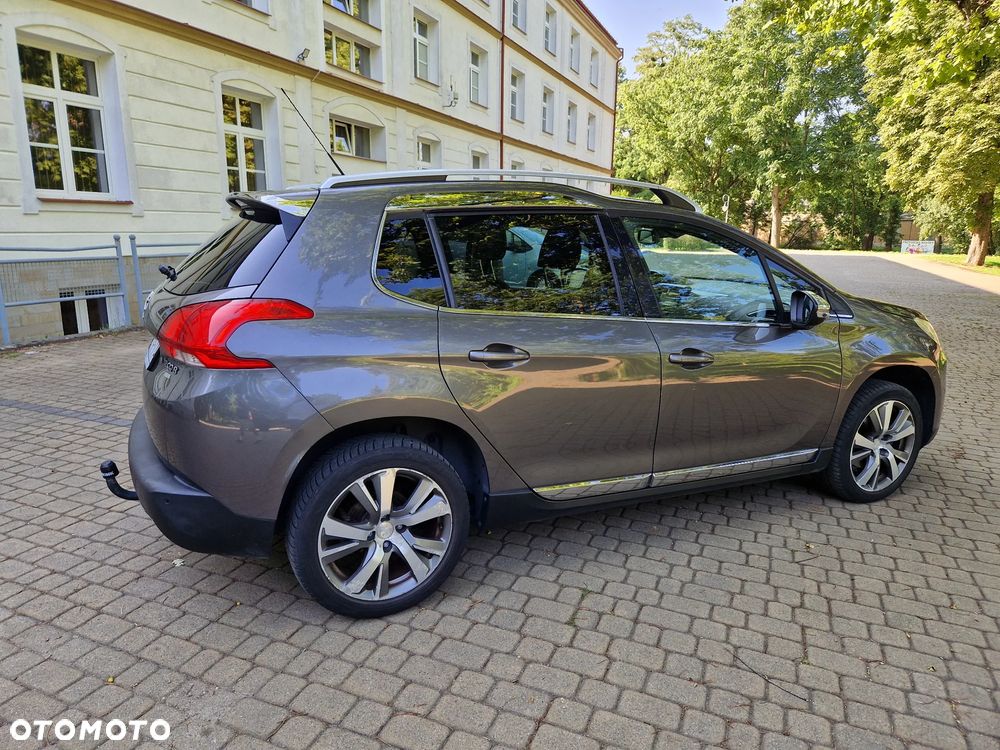 Peugeot 2008 e-HDi FAP 115 STOP & START Allure - 4