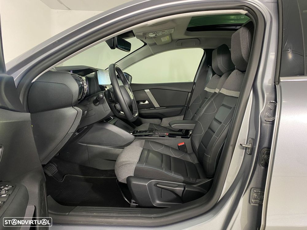 Citroën C4 X 1.2 PureTech Max EAT8 - 9