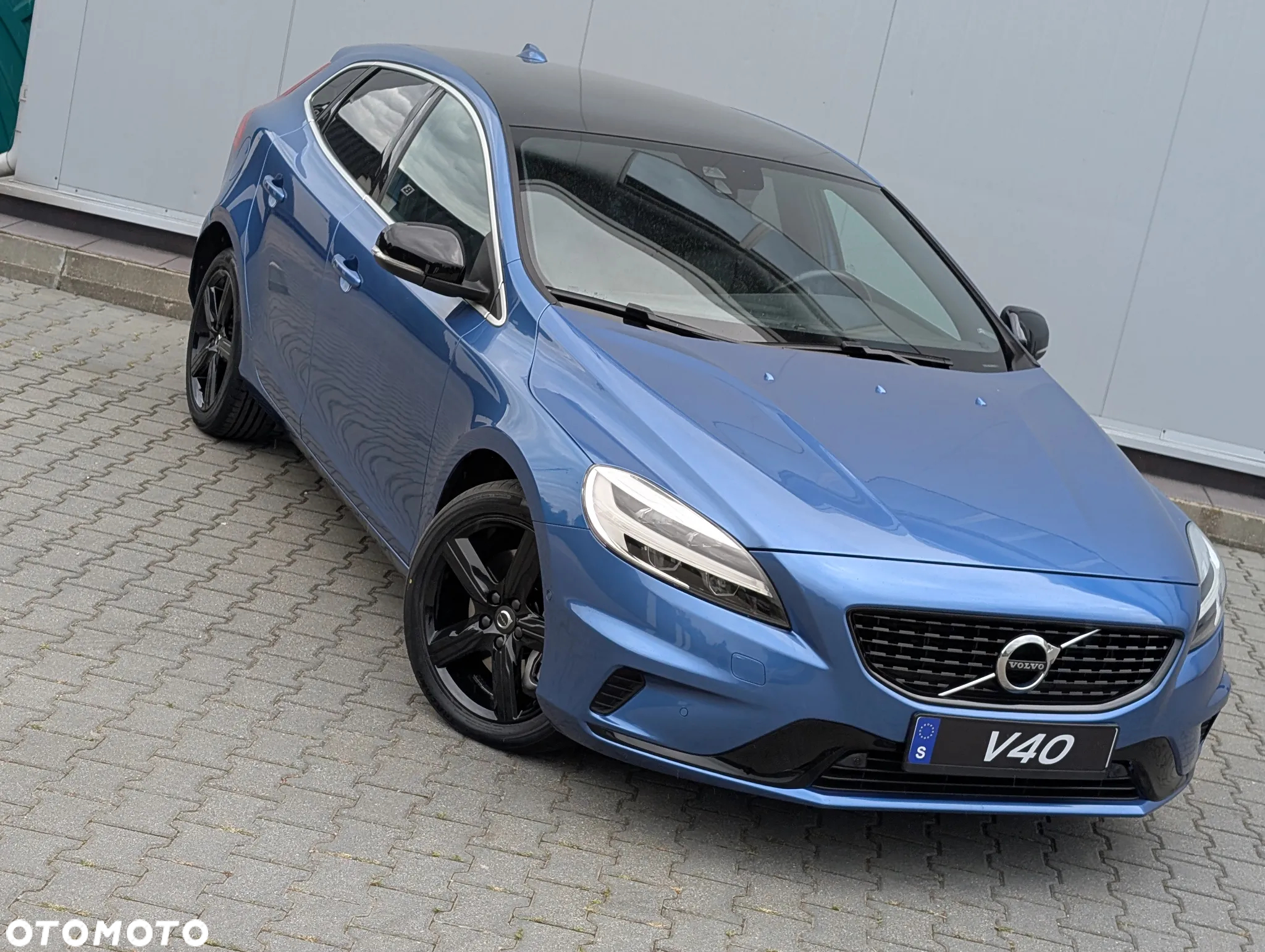 Volvo V40 D3 Geartronic RDesign - 9