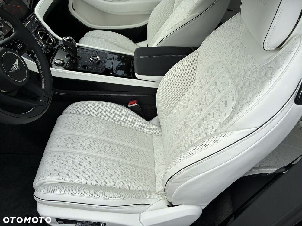 Bentley Continental GT - 10