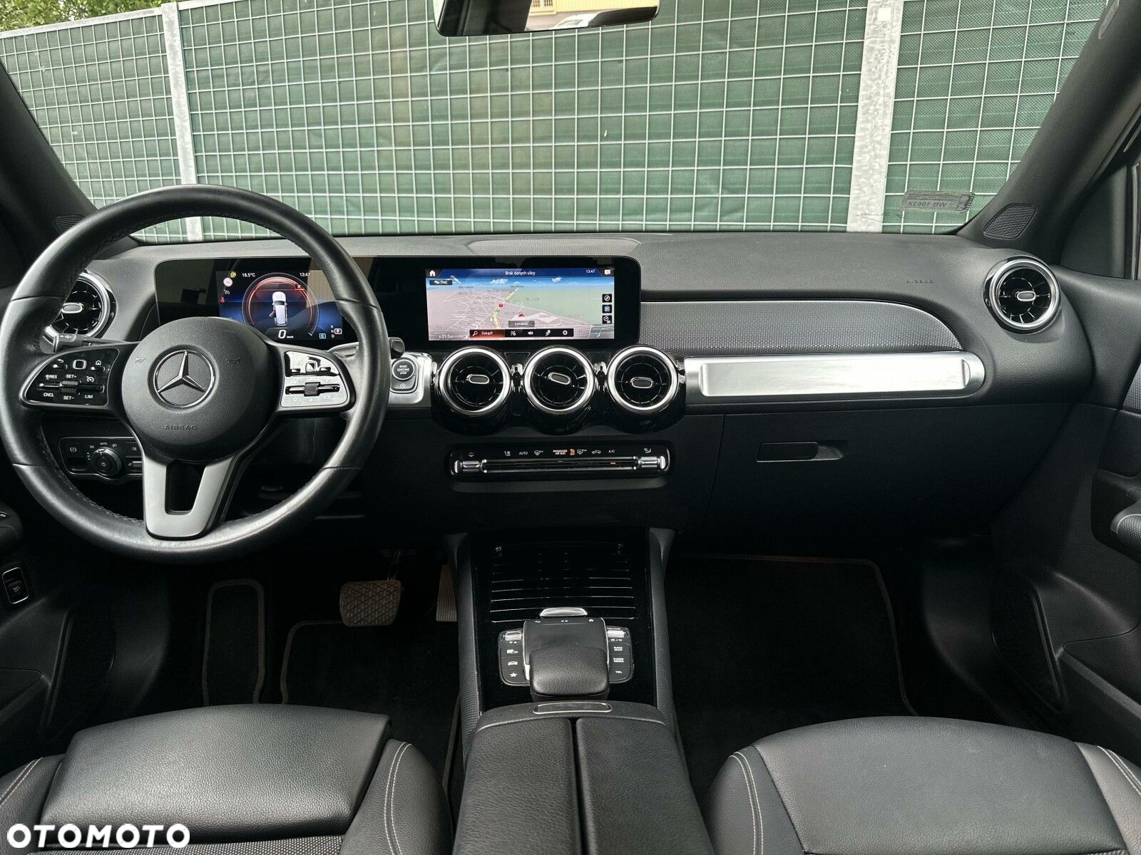 Mercedes-Benz GLB 200 Progressive 7G-DCT - 17