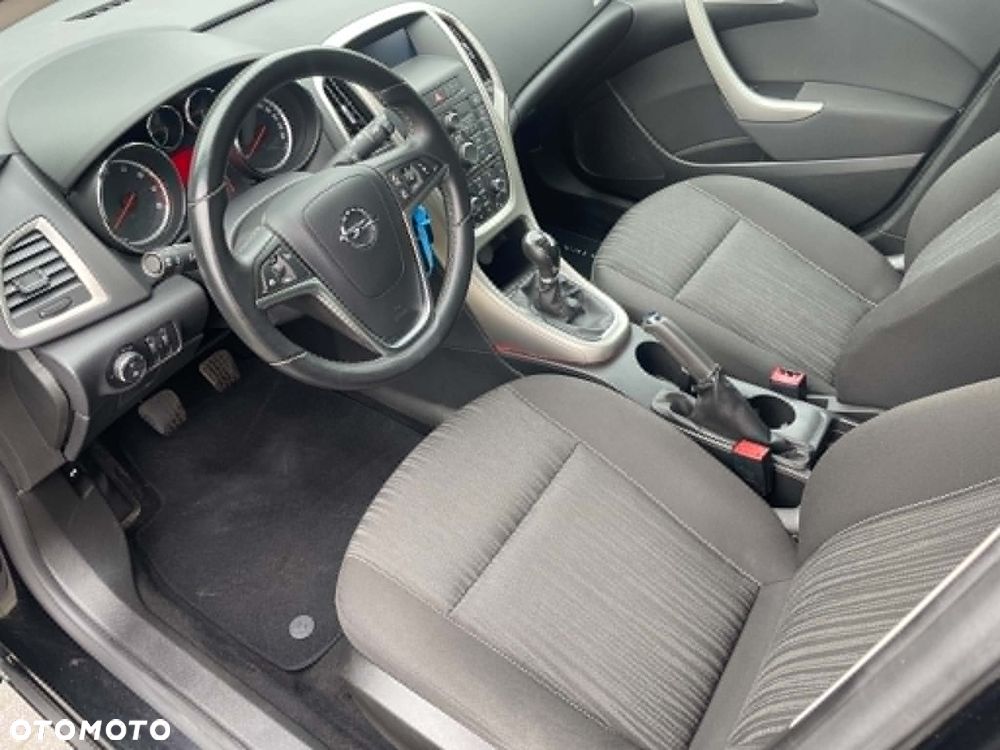 Opel Astra 1.4 Turbo - 16