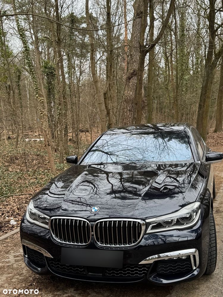 BMW Seria 7 - 36