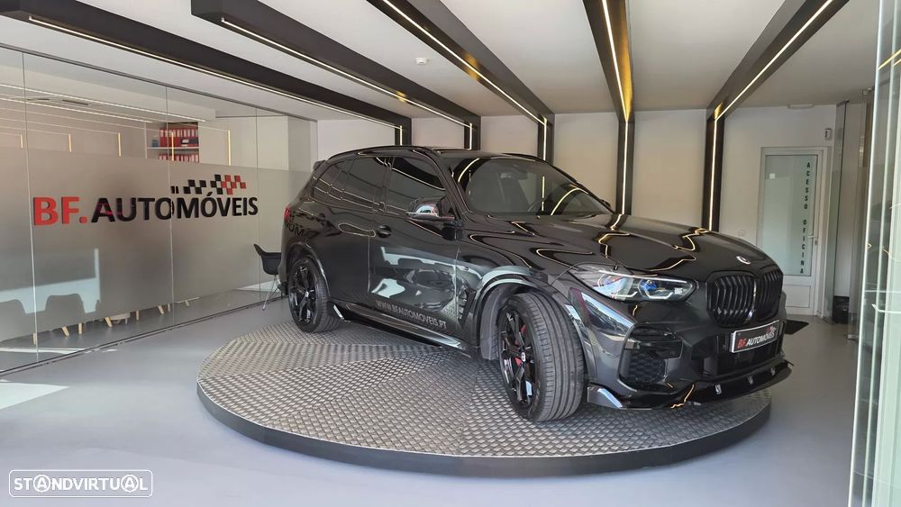 BMW X5 30 d xDrive Pack M 50 anos - 5