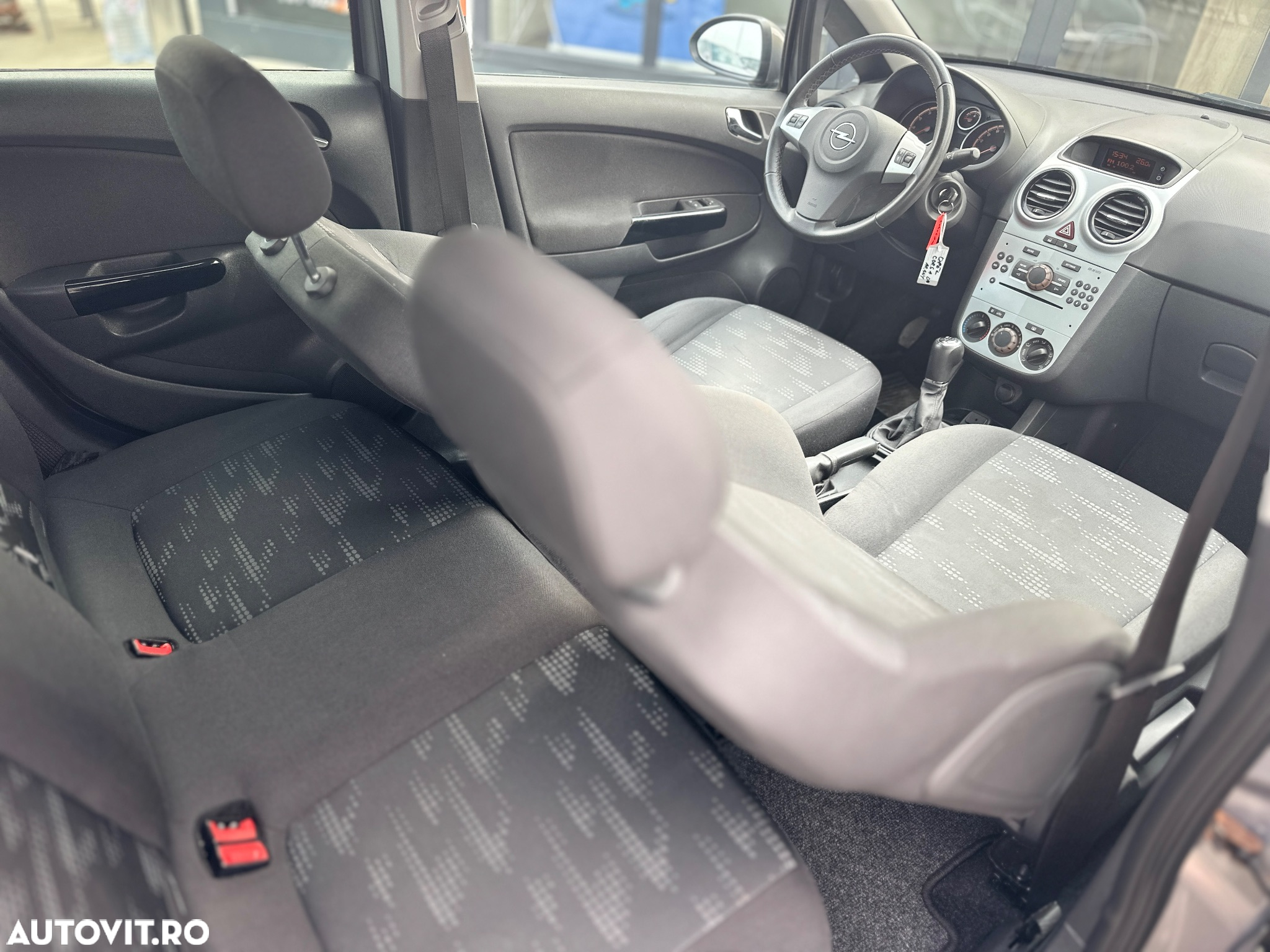 Opel Corsa 1.4 Active - 5