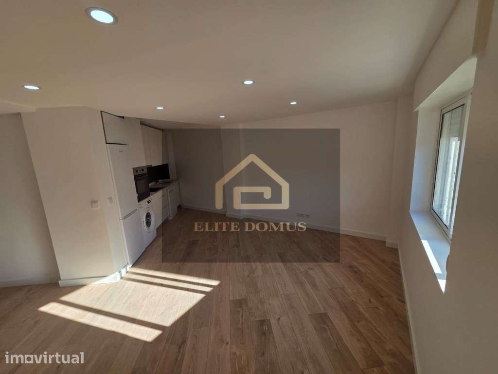 T2+1 remodelado Forte da Casa. - Grande imagem: 4/14
