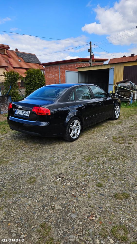 Audi A4 Limousine 2.0 TDI - 4