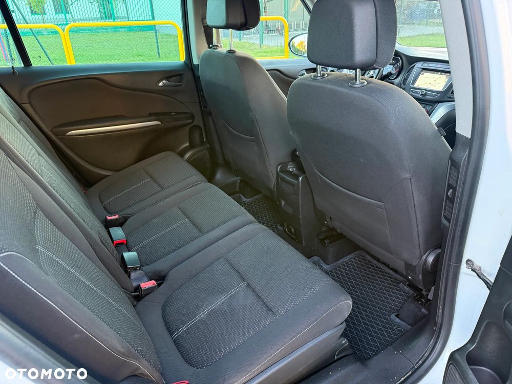 Opel Zafira - 13
