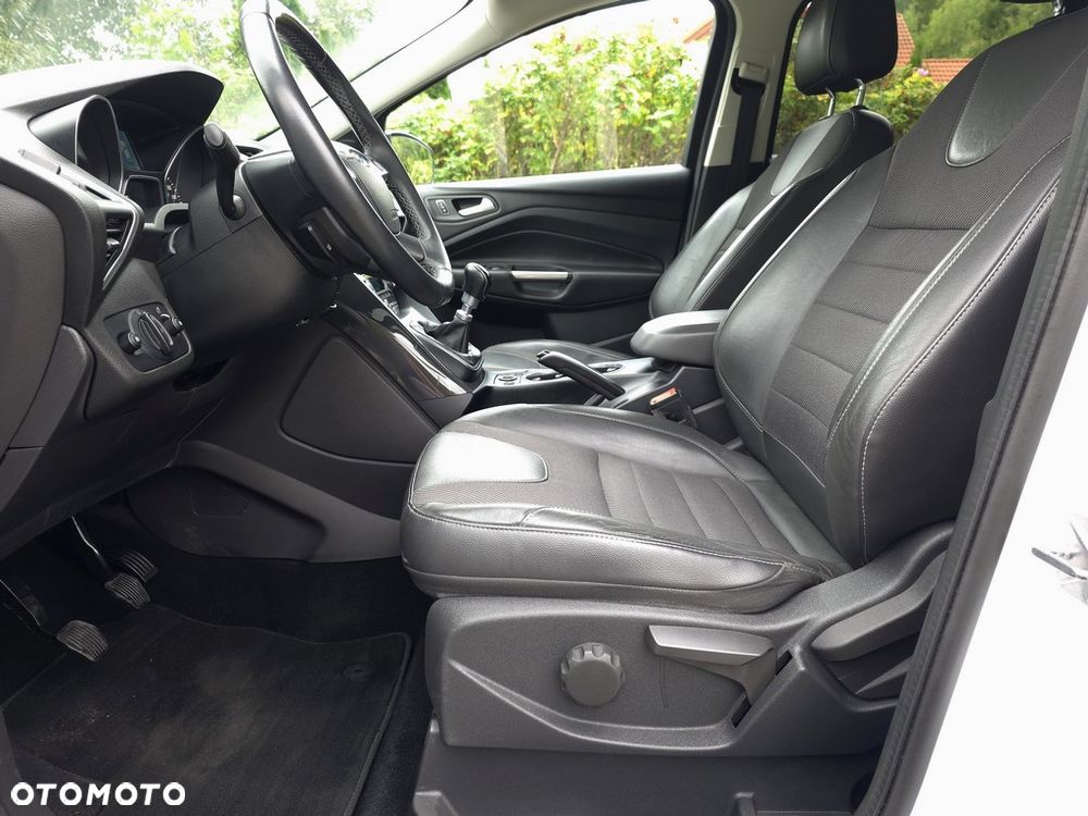 Ford Kuga 2.0 TDCi FWD Titanium - 17