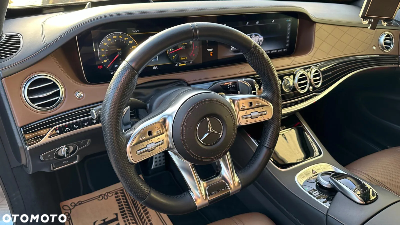 Mercedes-Benz Klasa S 560 4-Matic L 9G-TRONIC - 22