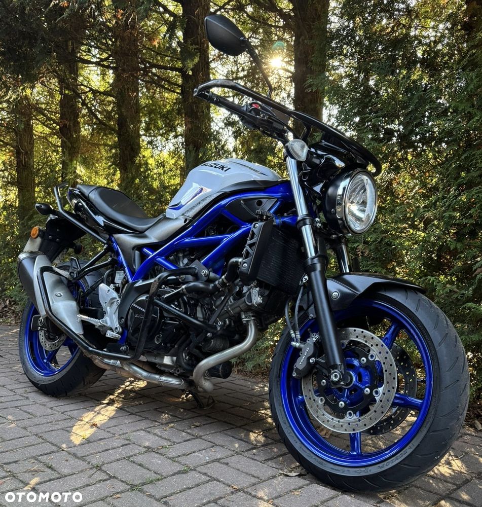 Suzuki SV
