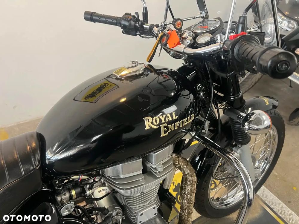 Royal Enfield Bullet - 10