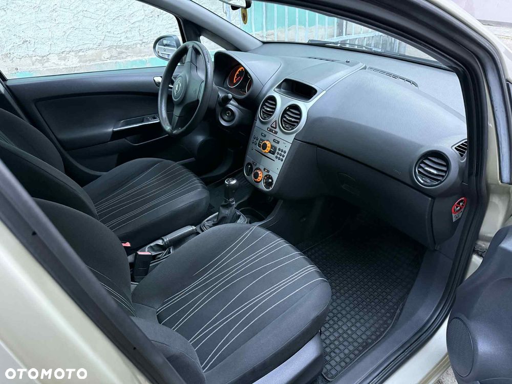 Opel Corsa 1.2 16V Enjoy - 9