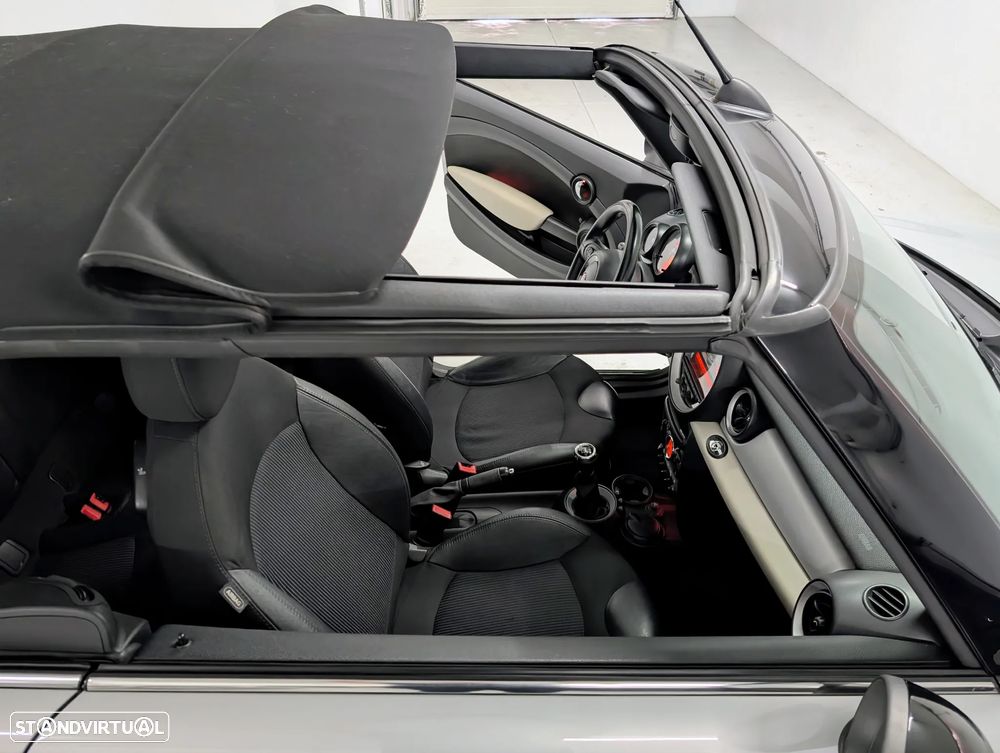 MINI Cabrio Cooper D - 8