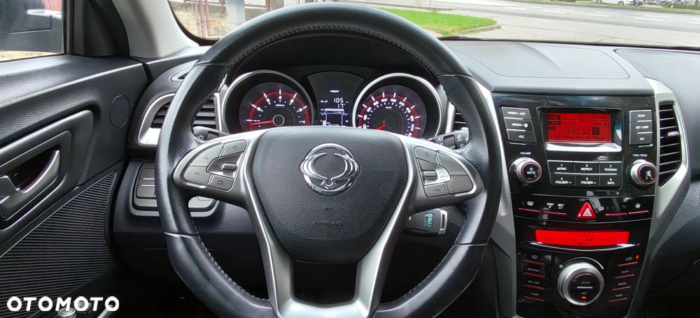 SsangYong/KGM Tivoli e-XGi 160 2WD Sapphire - 36