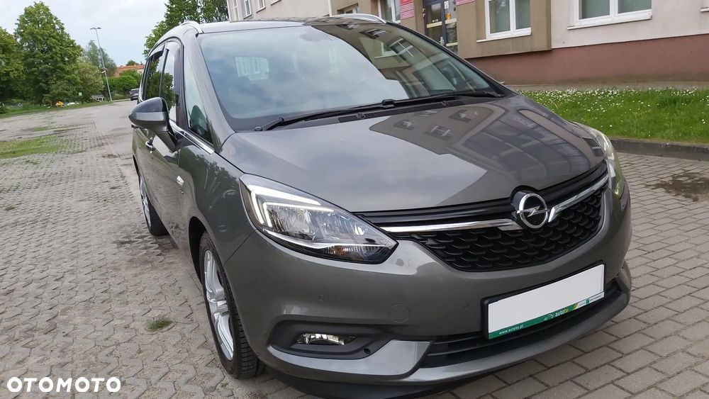 Opel Zafira 2.0 D (CDTI) Automatik Business Edition - 9