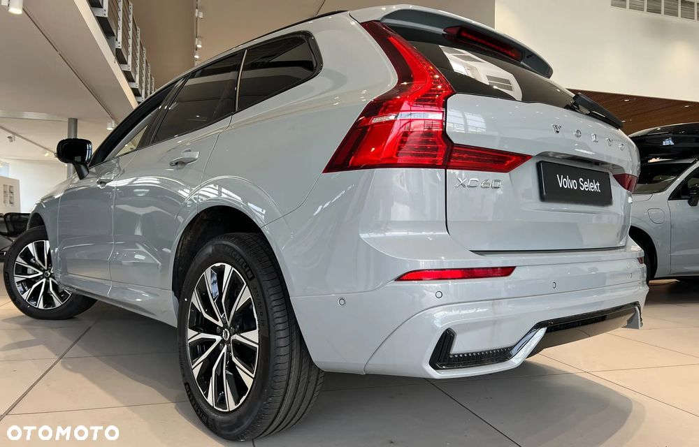 Volvo XC 60 B5 B AWD Geartronic RDesign - 5