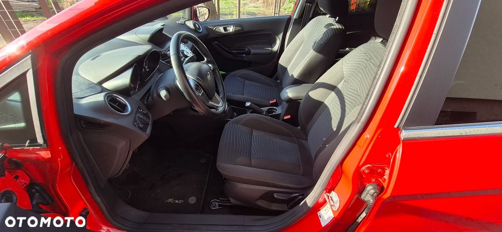 Ford Fiesta 1.0 EcoBoost STart-Stop Titanium - 9