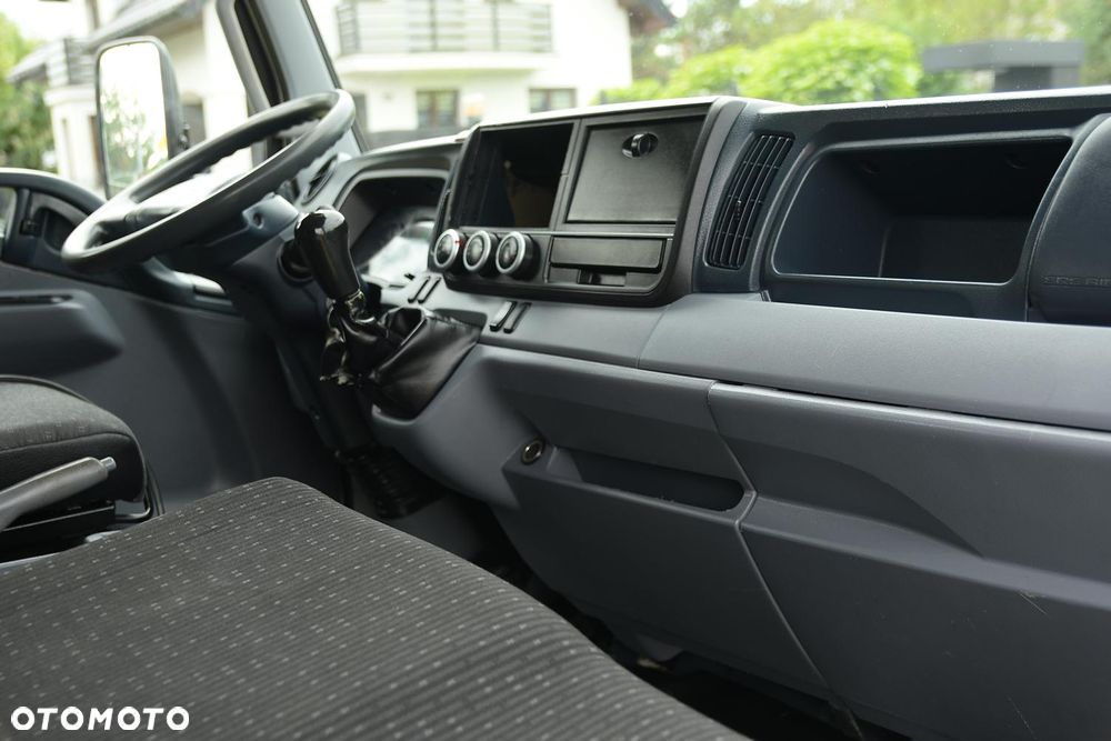 Mitsubishi FUSO=3C15=WYWROTKA=4.15M - 18