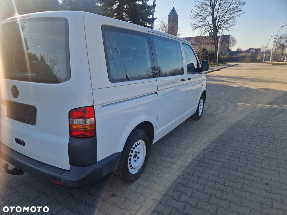 Volkswagen Transporter - 4