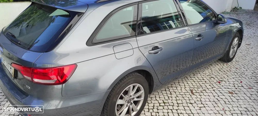 Audi A4 Avant 2.0 TDI - 4