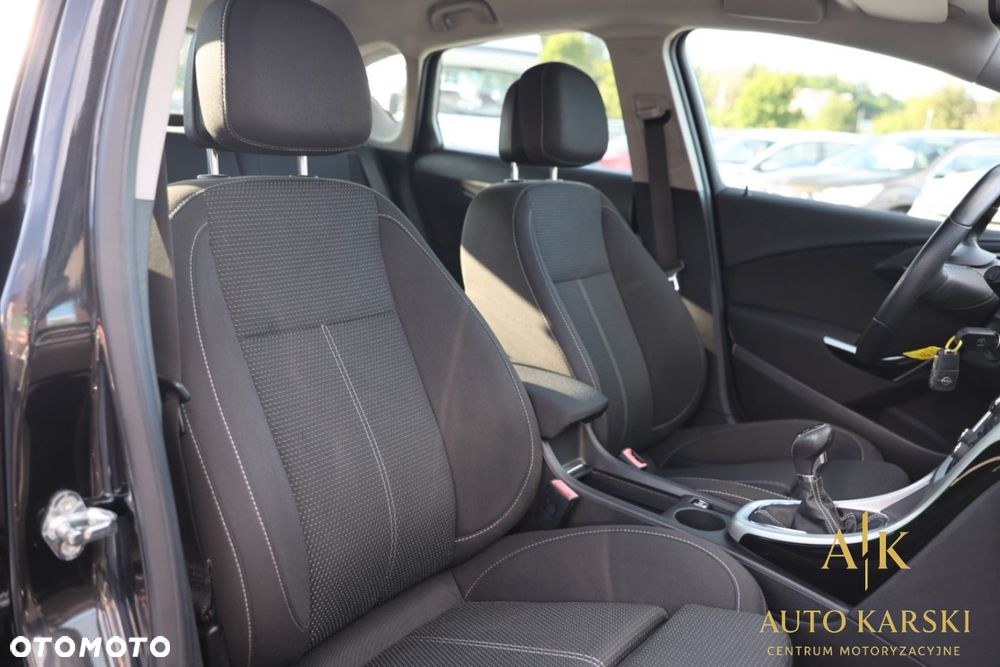 Opel Astra - 38