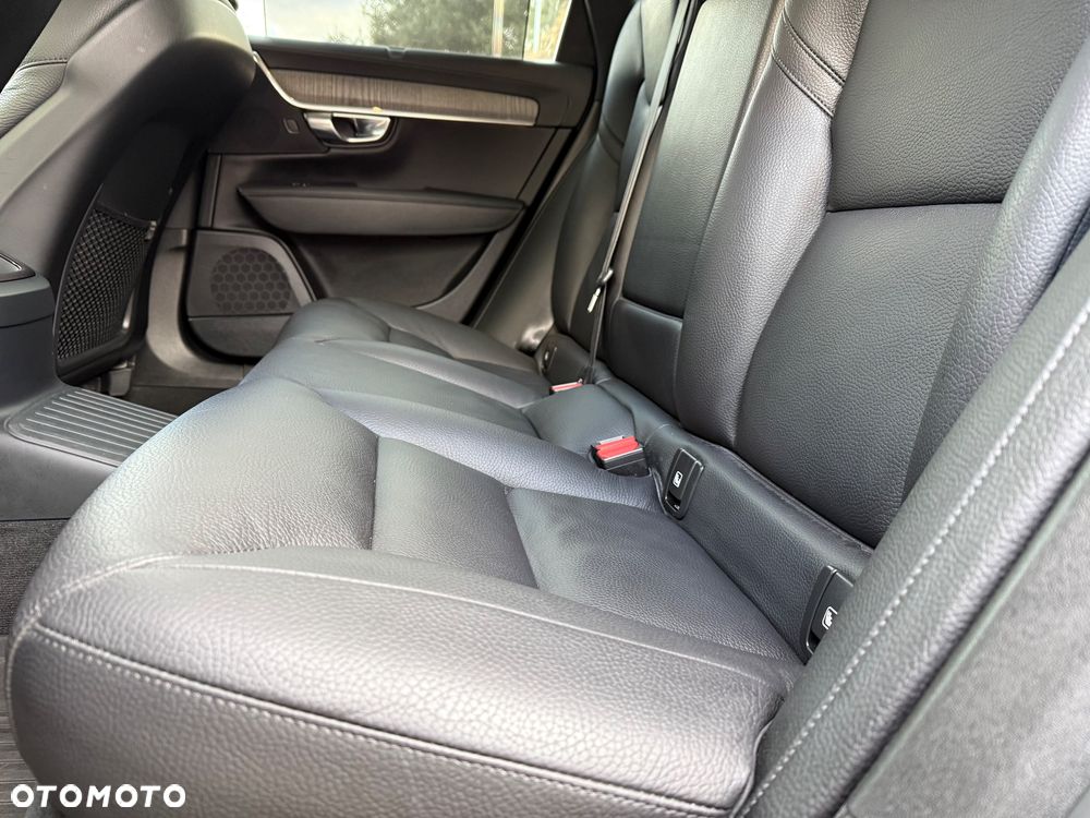 Volvo V90 T8 Recharge AWD Geartronic Inscription - 40
