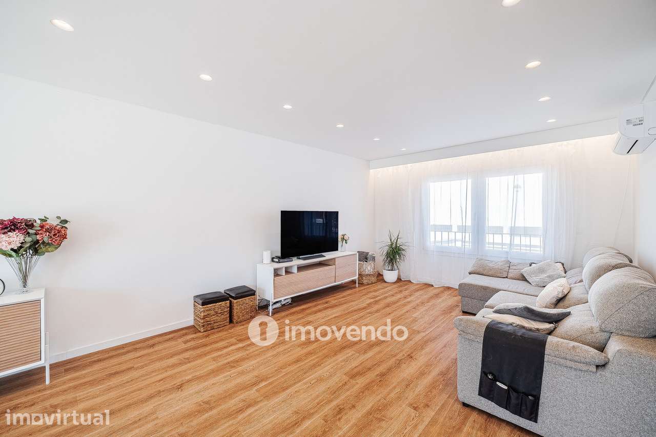 Moradia T3+1 moderna, com garagem e áreas amplas, em Alcochete - Grande imagem: 5/60