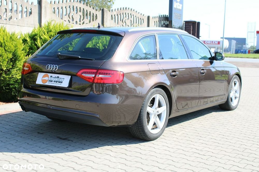 Audi A4 Avant 2.0 TDI DPF multitronic Ambiente - 15