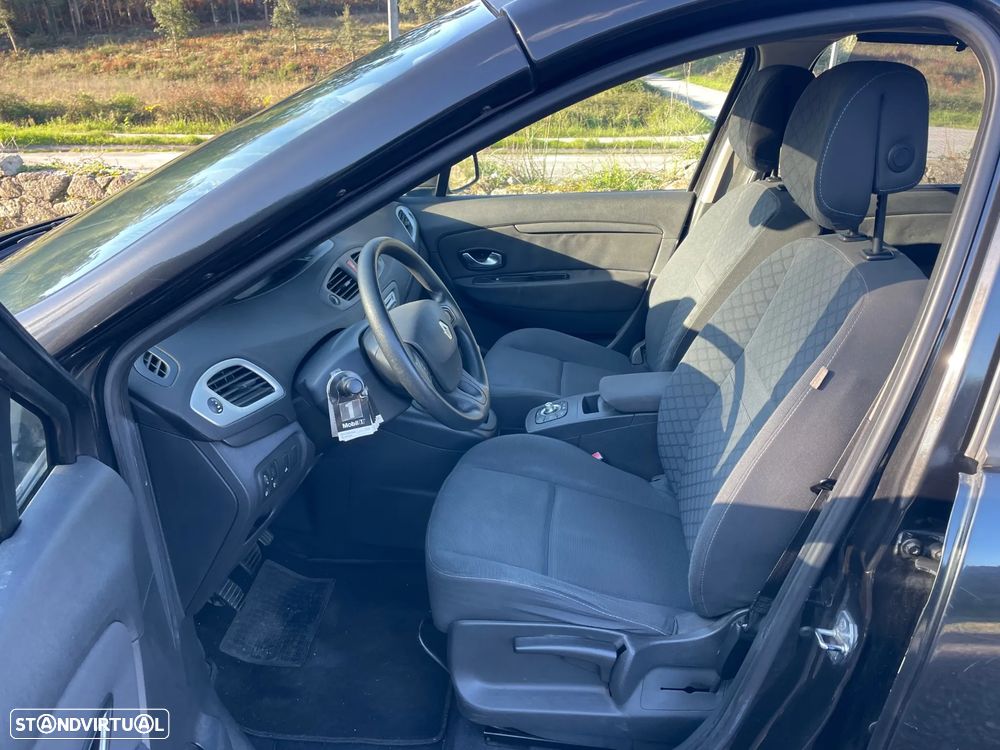 Renault Grand Scénic dCi 110 Expression - 8