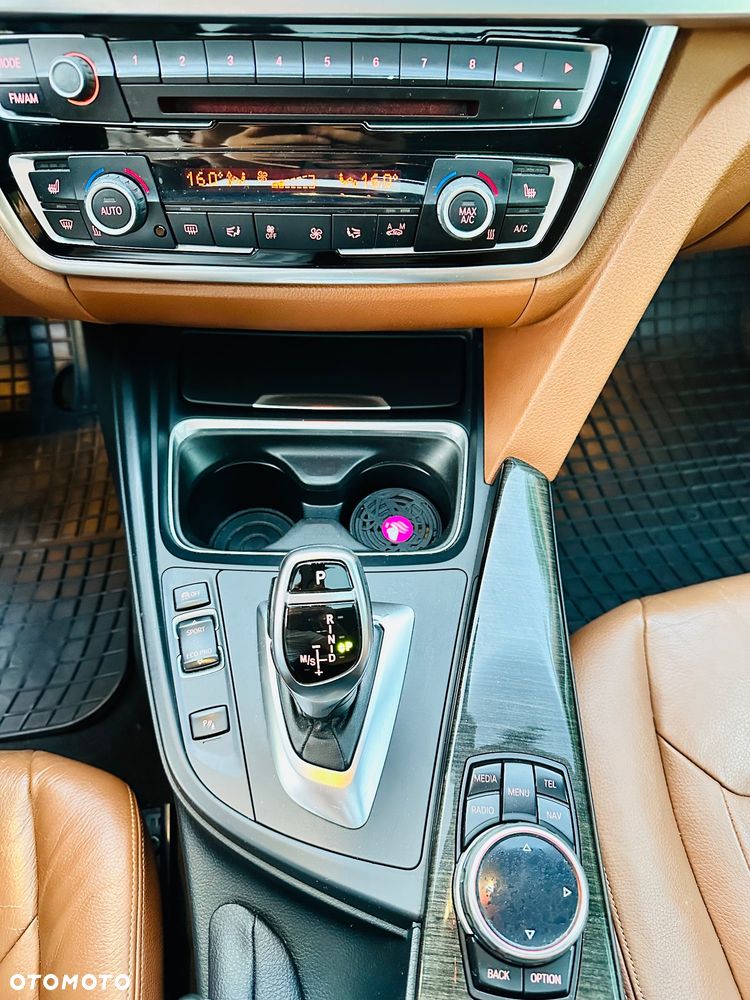 BMW Seria 4 428i Luxury Line - 18