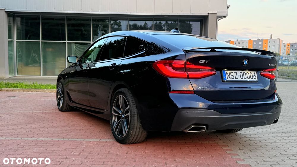 BMW 6GT - 5
