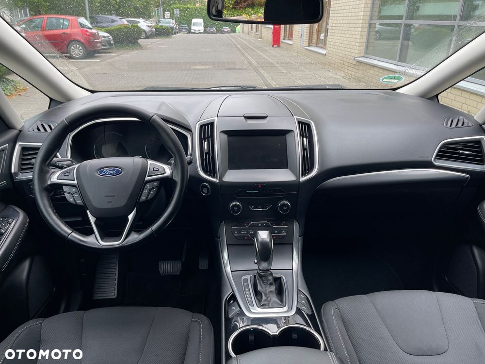 Ford S-Max - 22
