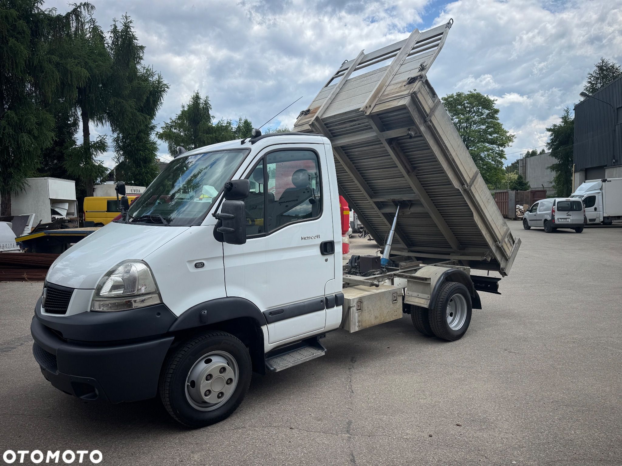 Renault Mascott - 1