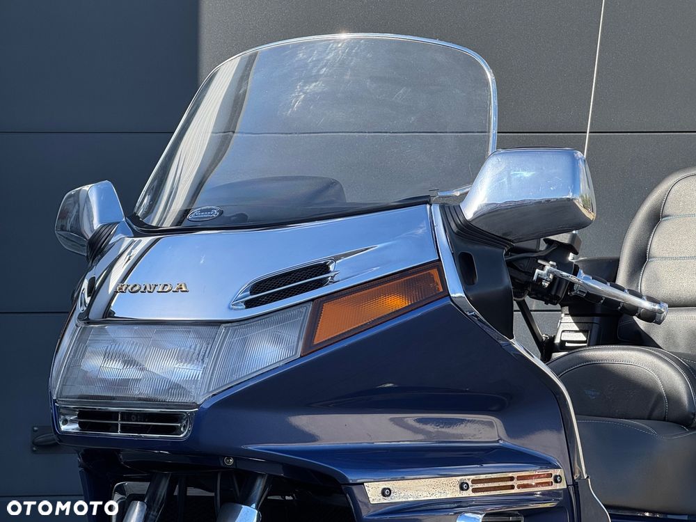 Honda GL - 28