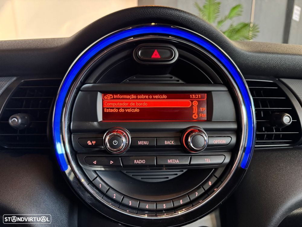 MINI 3 Portas - 16